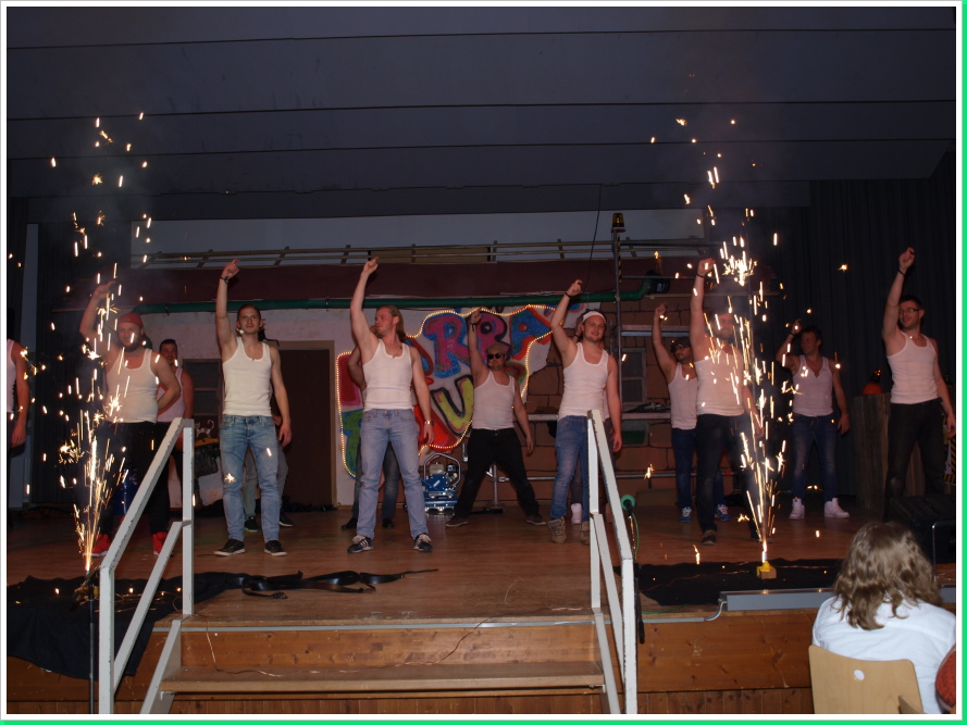 p2279891_jpg__narrenballmontag__x4x